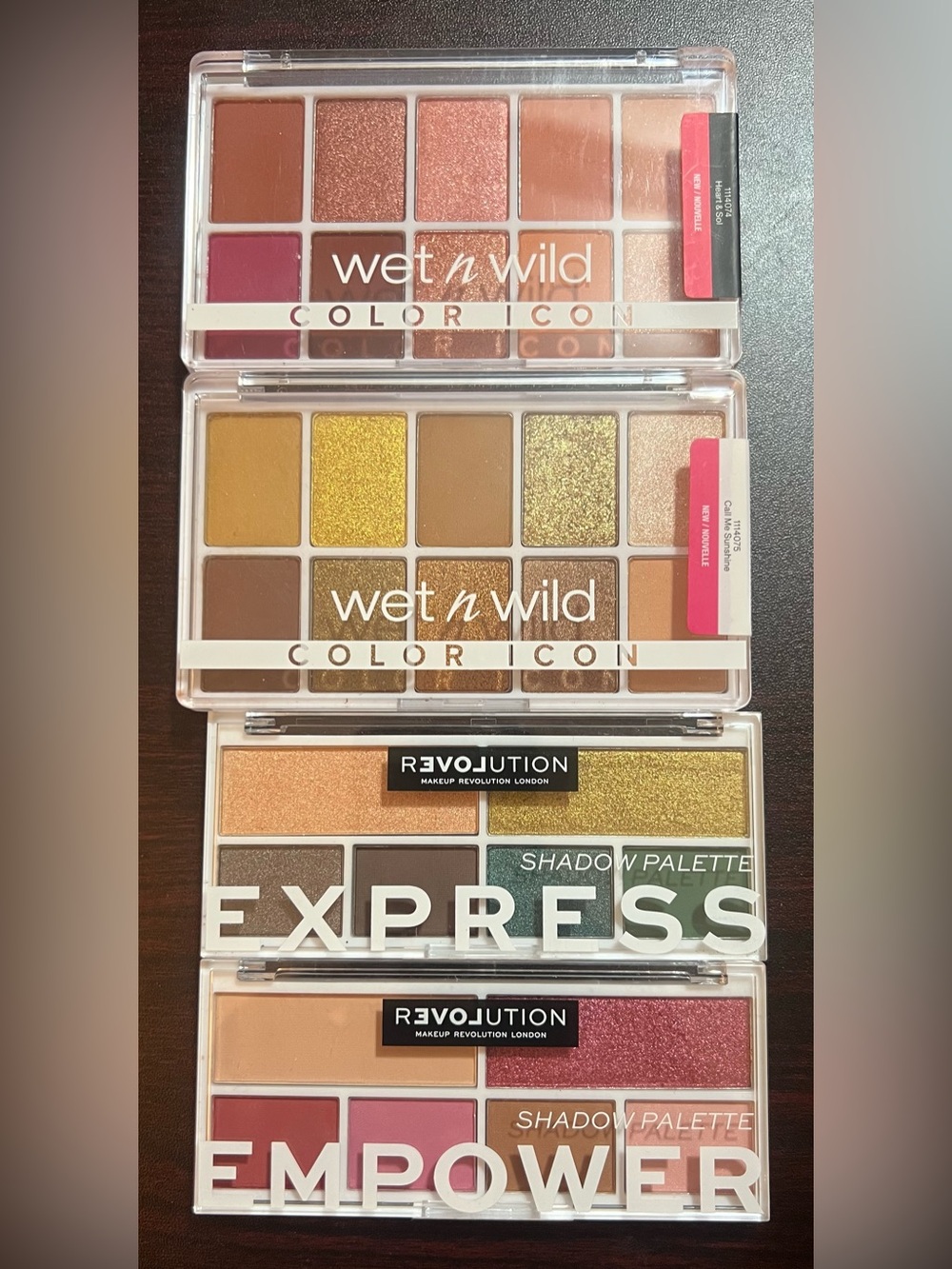 NEW MAKEUP SET- WET n WILD and REVOLUTION